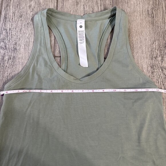 Womens LuluLemon Racerback tank top - size 4 - Mint green - Picture 3 of 6